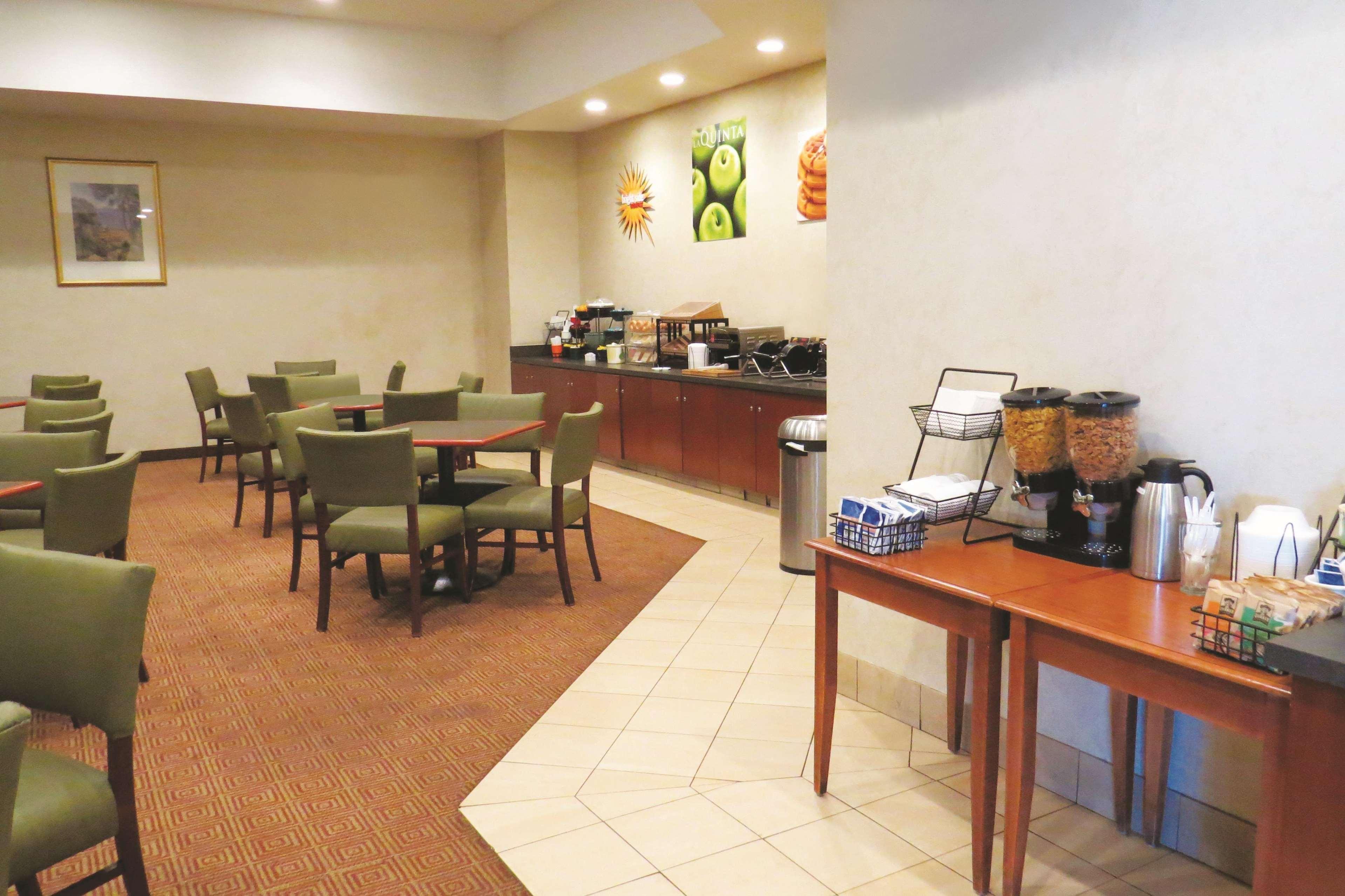 La Quinta By Wyndham Stamford / New York City Eksteriør bilde